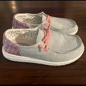 Hey Dude Wendy Youth Funk Size 2